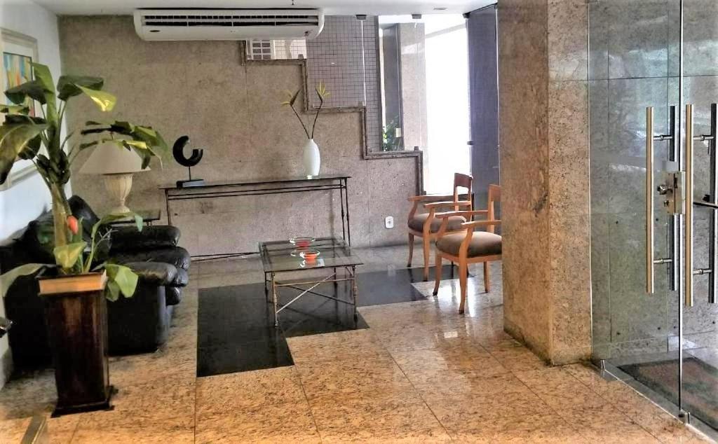 Le Premier Apartment *